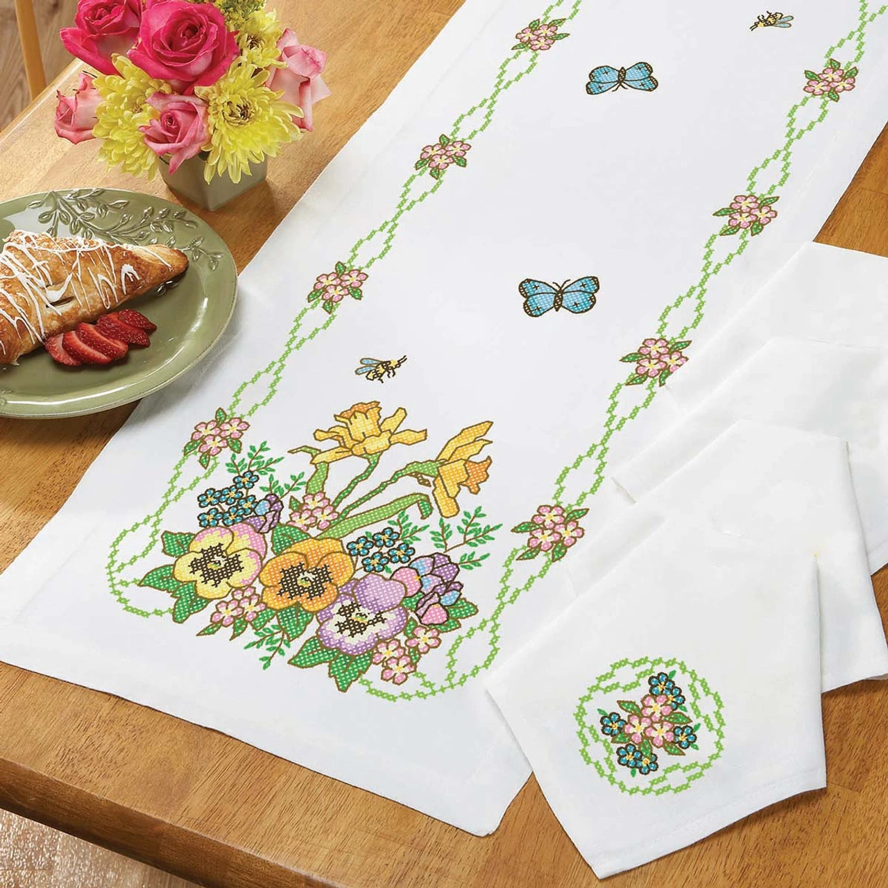 Herrschners Bee Our Guest Table Runner & Napkins Stamped Cross-Stitch 3 Herrschners Bee Our Guest Table Runner & Napkins Stamped Cross-Stitch
