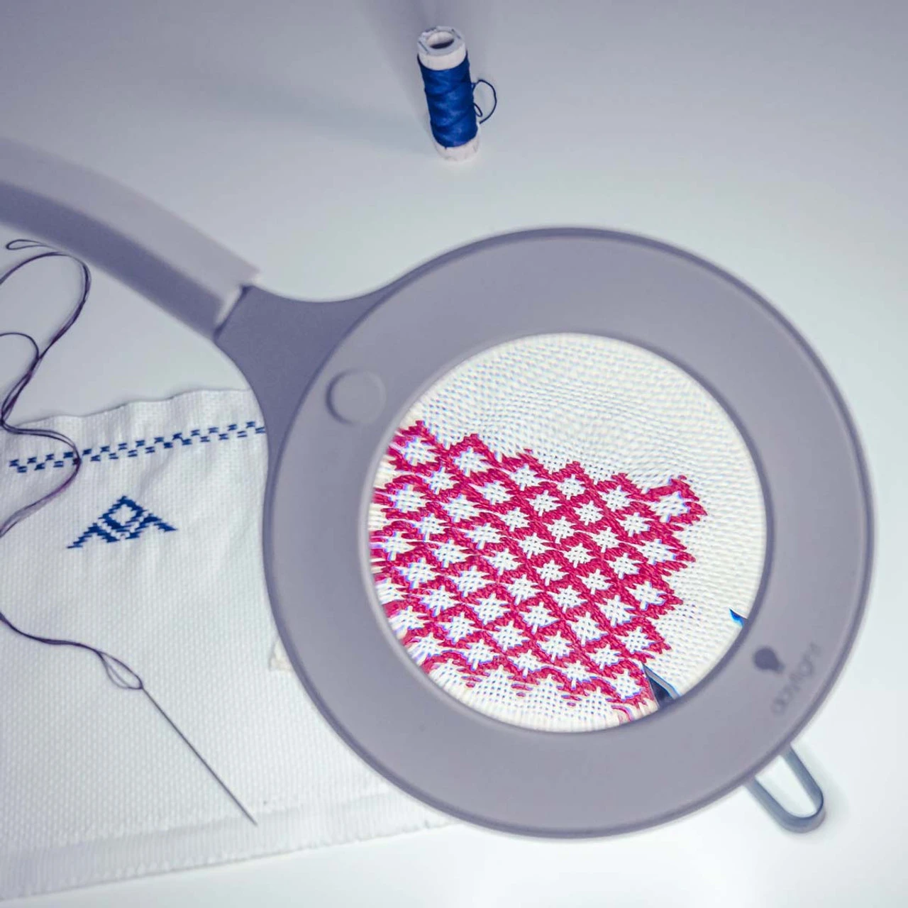 Daylight Omega 3.5 Lamp Accessory 5 Daylight Omega 3.5 Lamp Accessory - Image 3